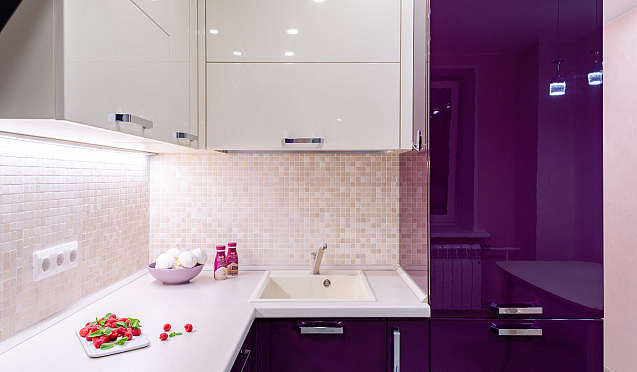 Фиолетовые кухни Кухня Фаворит